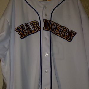 Ken Griffey Jr Jersy by Majestic 3×Tall